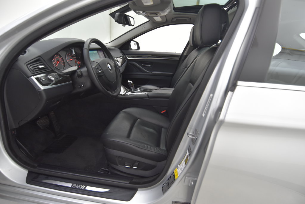 Used 2013 BMW 528i xDrive Sedan AWD/4WD image 23