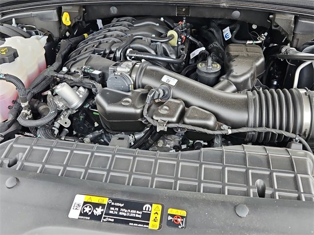 Used 2025 Jeep Grand Cherokee Laredo X image 24