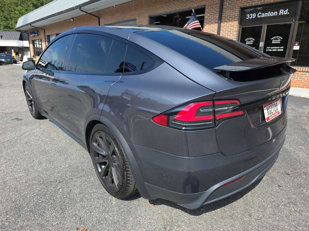 Used 2022 Tesla Model X Plaid image 3