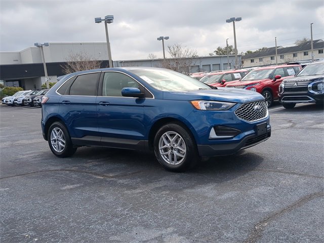 Used 2024 Ford Edge SEL image 4