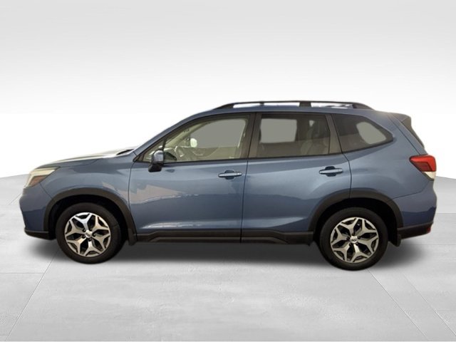 Used 2019 Subaru Forester Premium AWD/4WD image 5
