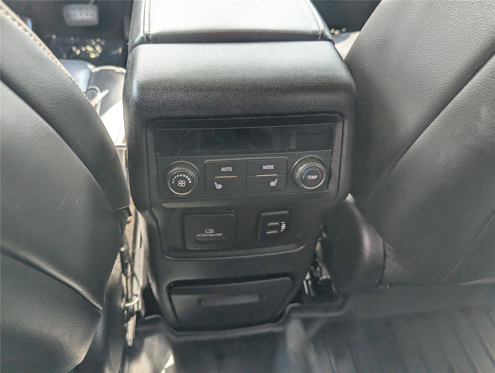 Used 2018 GMC Acadia Denali AWD/4WD image 20