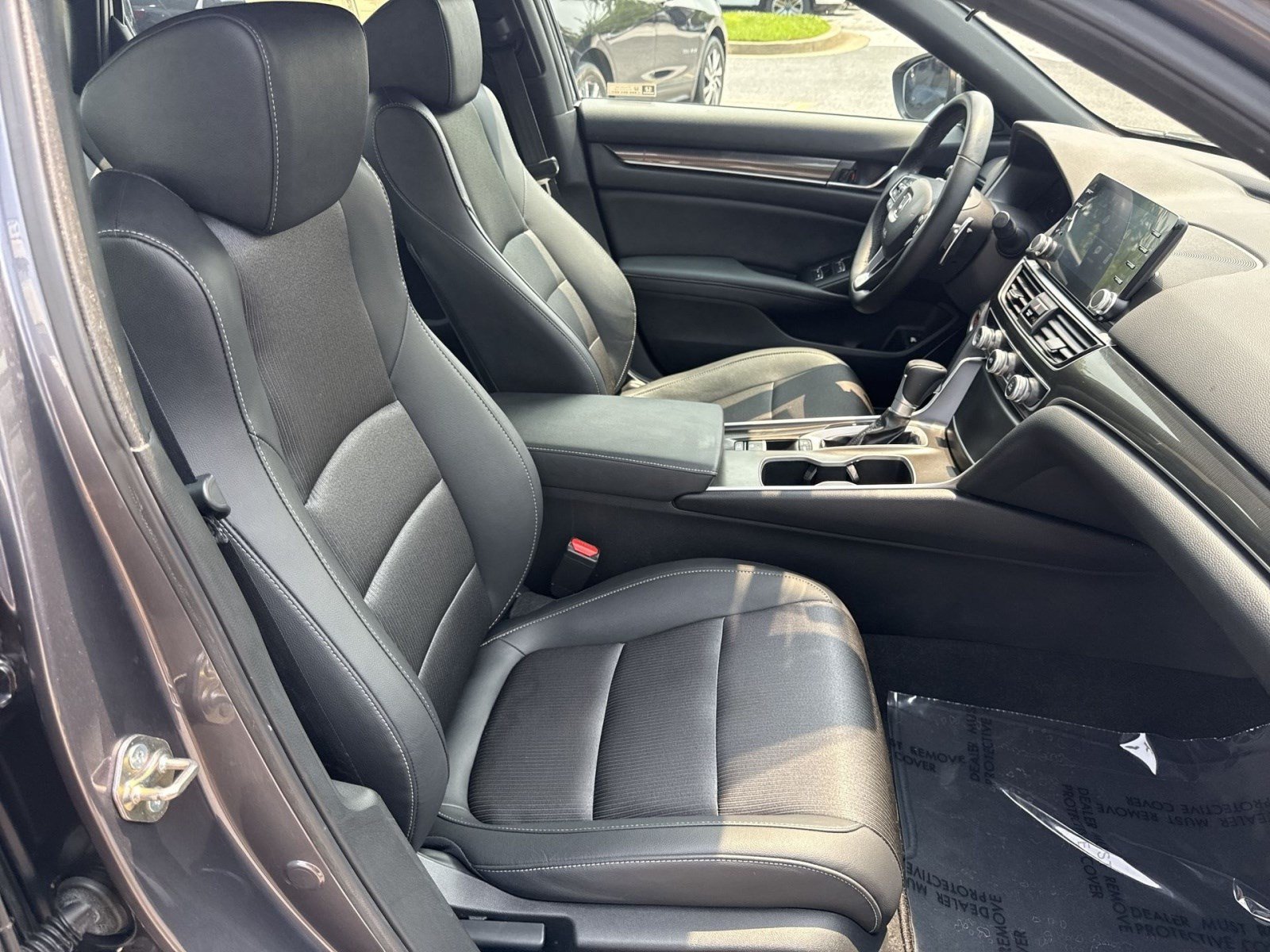 Used 2019 Honda Accord Sport image 32