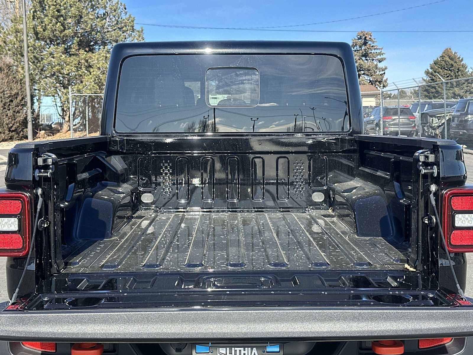 New 2026 Jeep Gladiator Mojave image 18