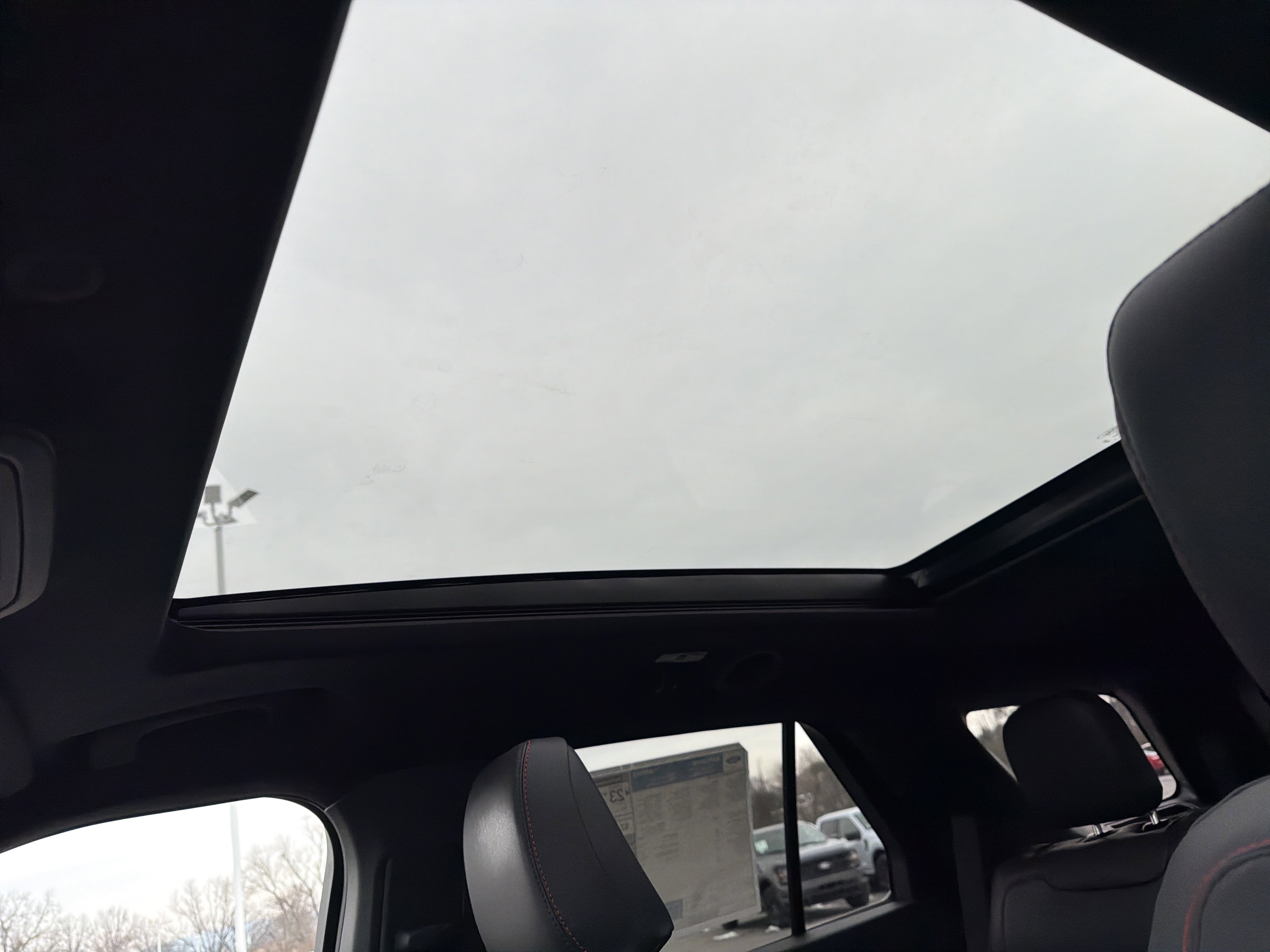 New 2026 Ford Explorer ST-Line w/ ST-Line Street Pack image 31