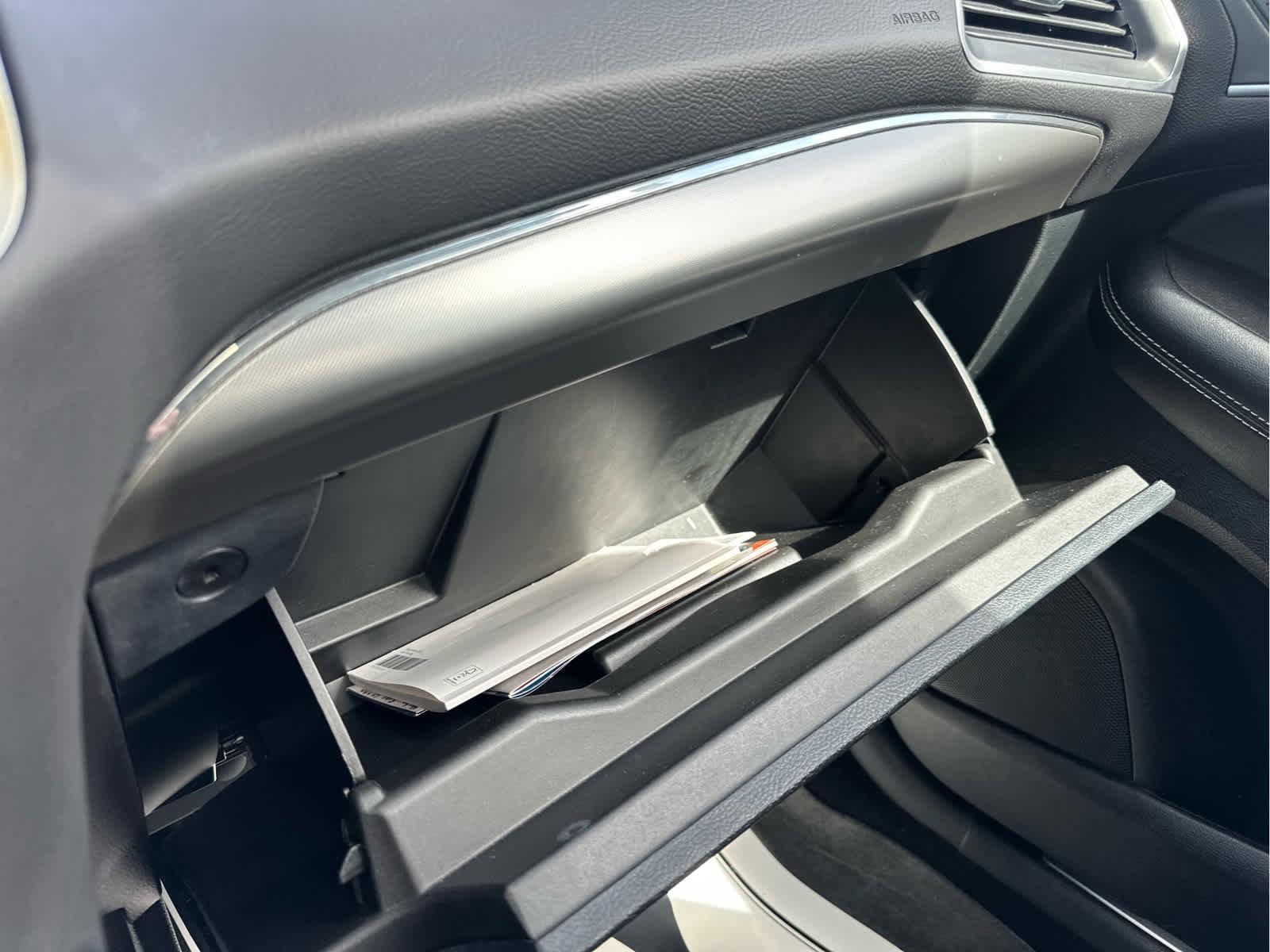 Used 2023 Ford Edge Titanium image 37