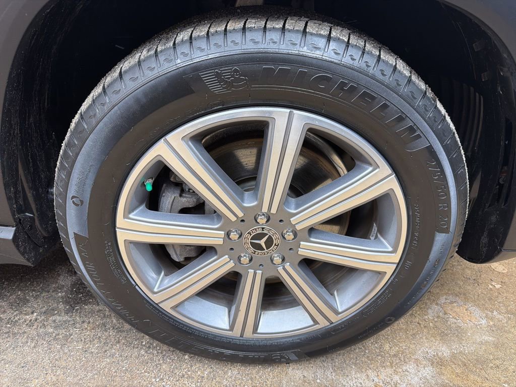 Used 2022 Mercedes-Benz GLS 450 4MATIC image 41