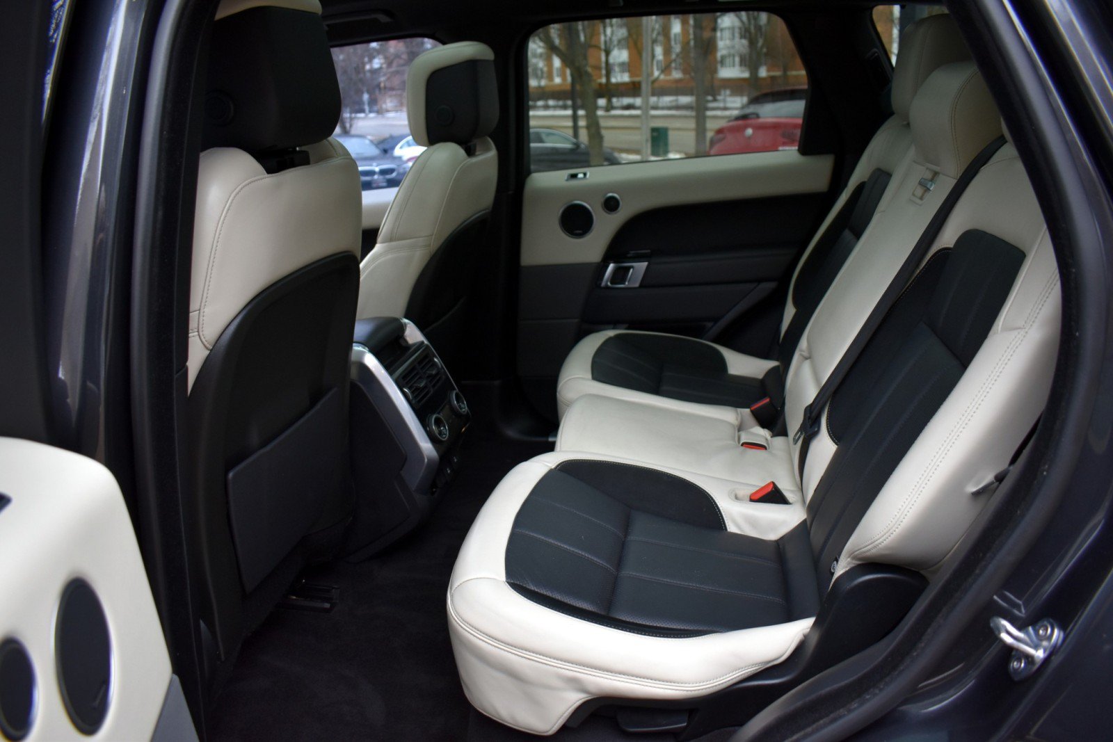 Used 2020 Land Rover Range Rover Sport HST AWD/4WD image 30