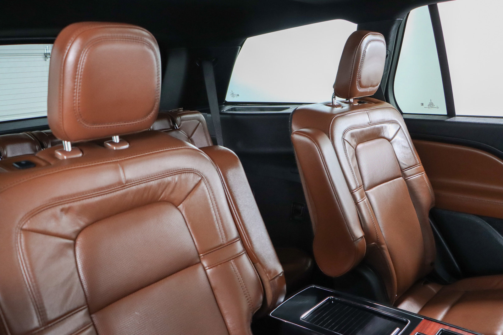 Used 2023 Lincoln Aviator Reserve w/ Equipment Group 201A image 29