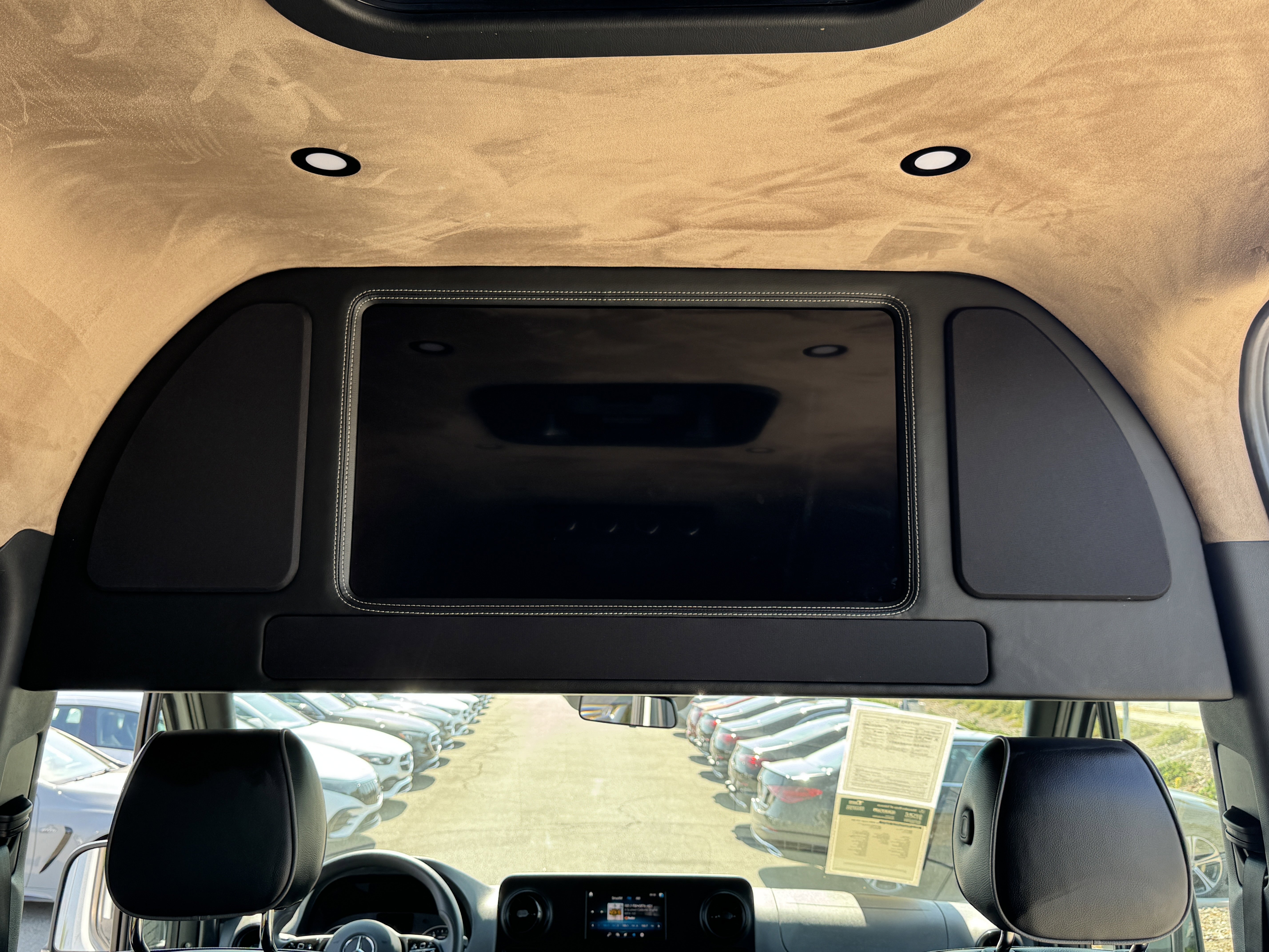 Used 2023 Mercedes-Benz Sprinter 2500 image 30