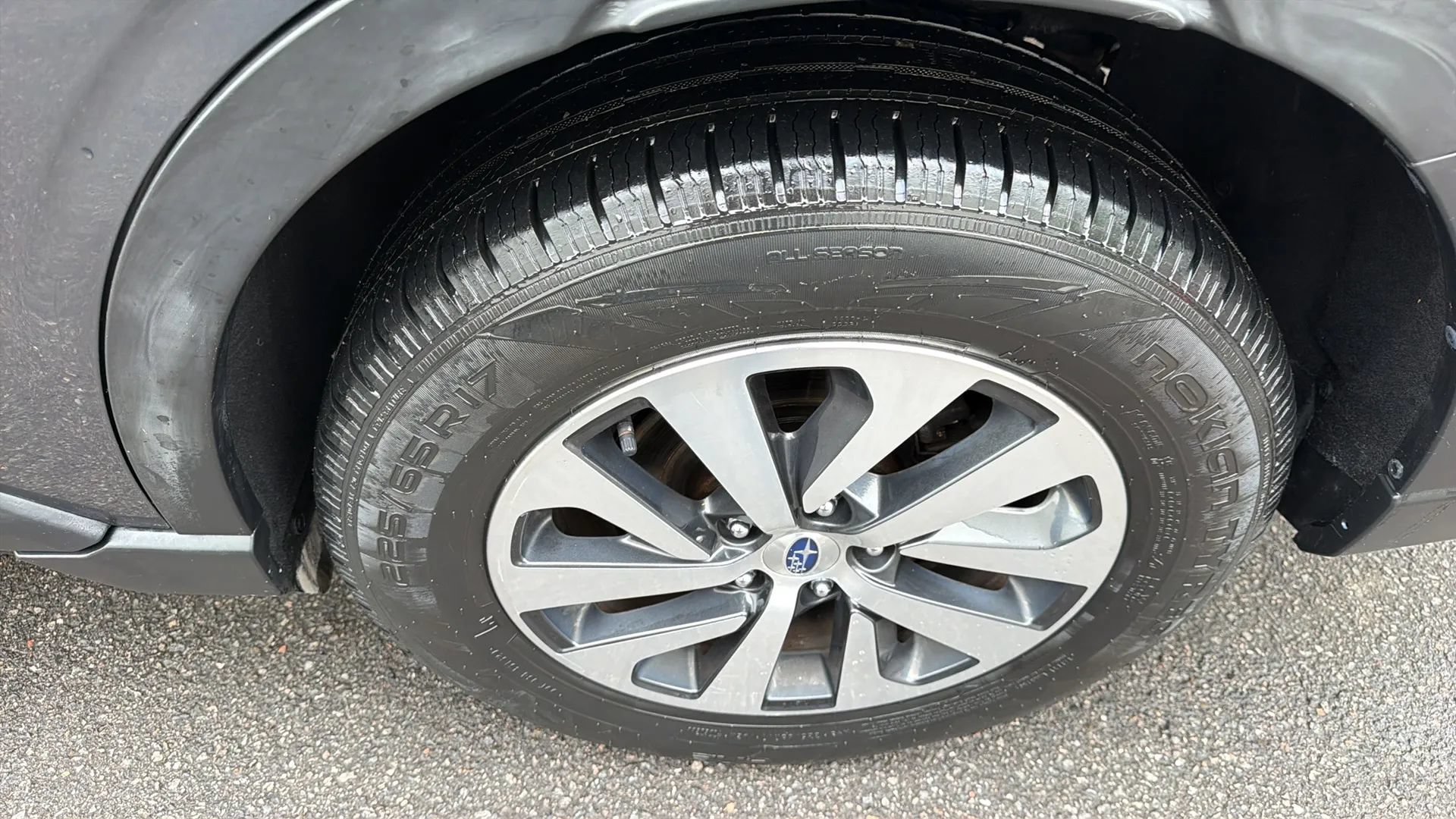 Used 2020 Subaru Outback Premium AWD/4WD image 9