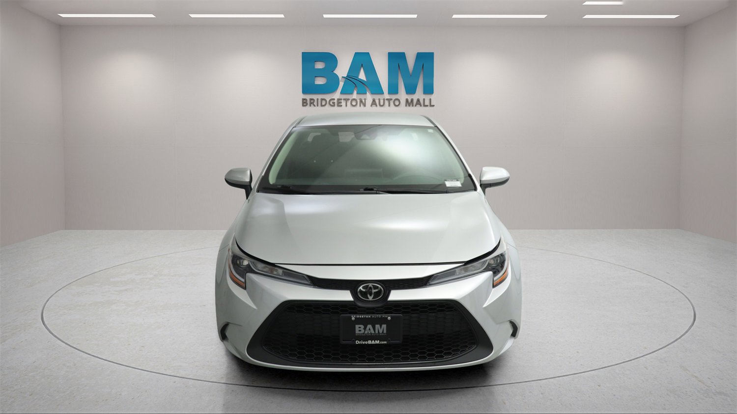 Used 2021 Toyota Corolla LE image 8