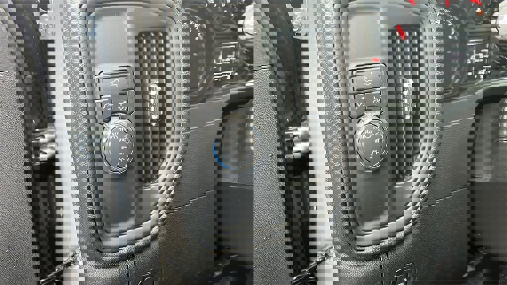 New 2026 Chevrolet Silverado 1500 Custom image 19