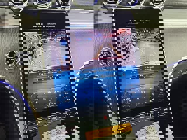 Used 2025 Mercedes-Benz GLC 300 4MATIC image 62