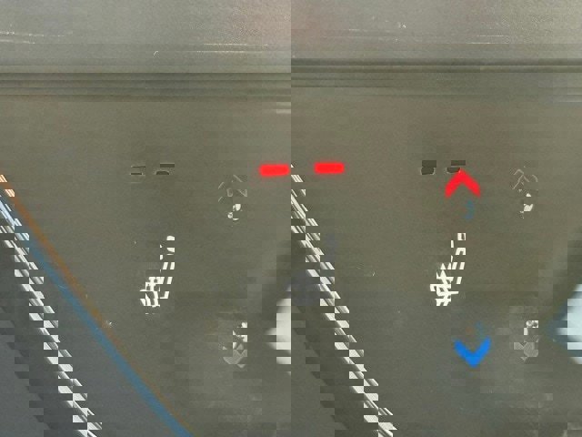 New 2026 Nissan Kicks SR w/ Cold Weather Package image 30