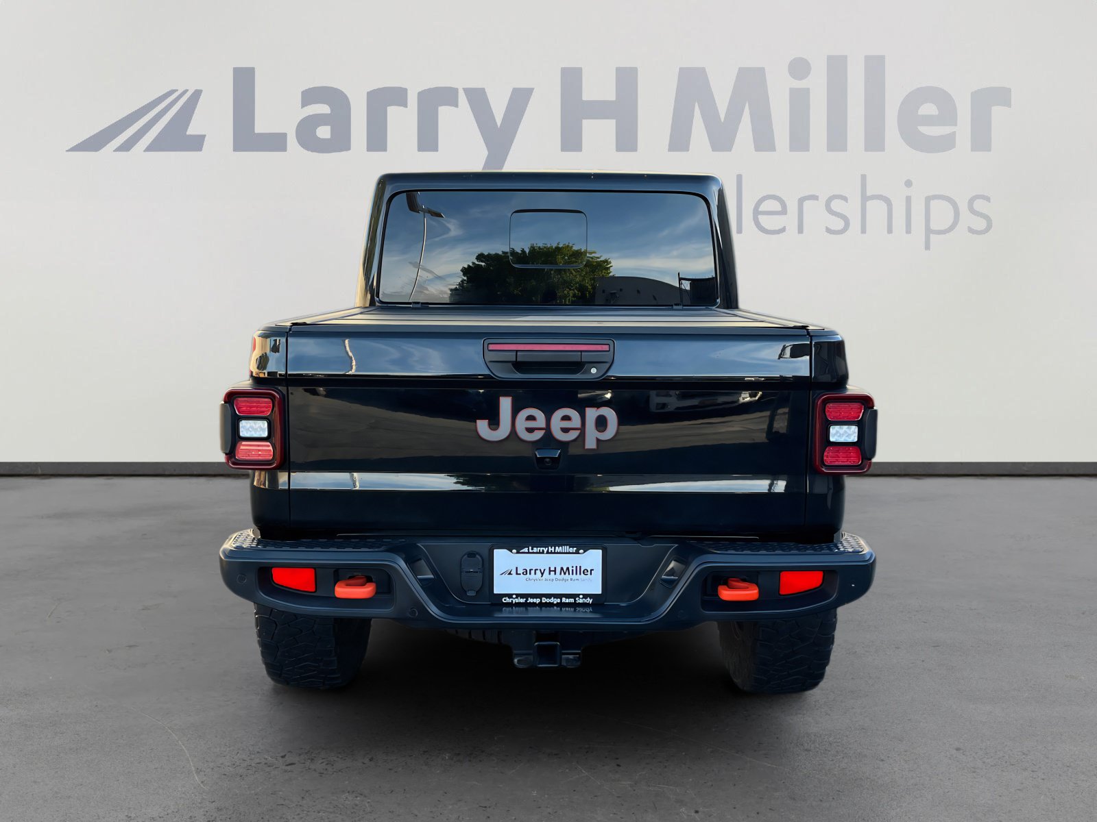 Used 2020 Jeep Gladiator Mojave AWD/4WD image 4