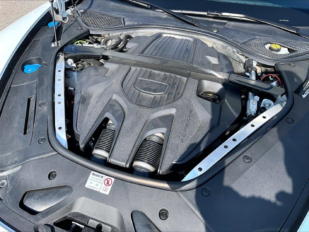 Certified 2023 Porsche Panamera Platinum Edition RWD image 24
