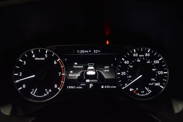 Used 2025 Nissan Rogue SV image 25