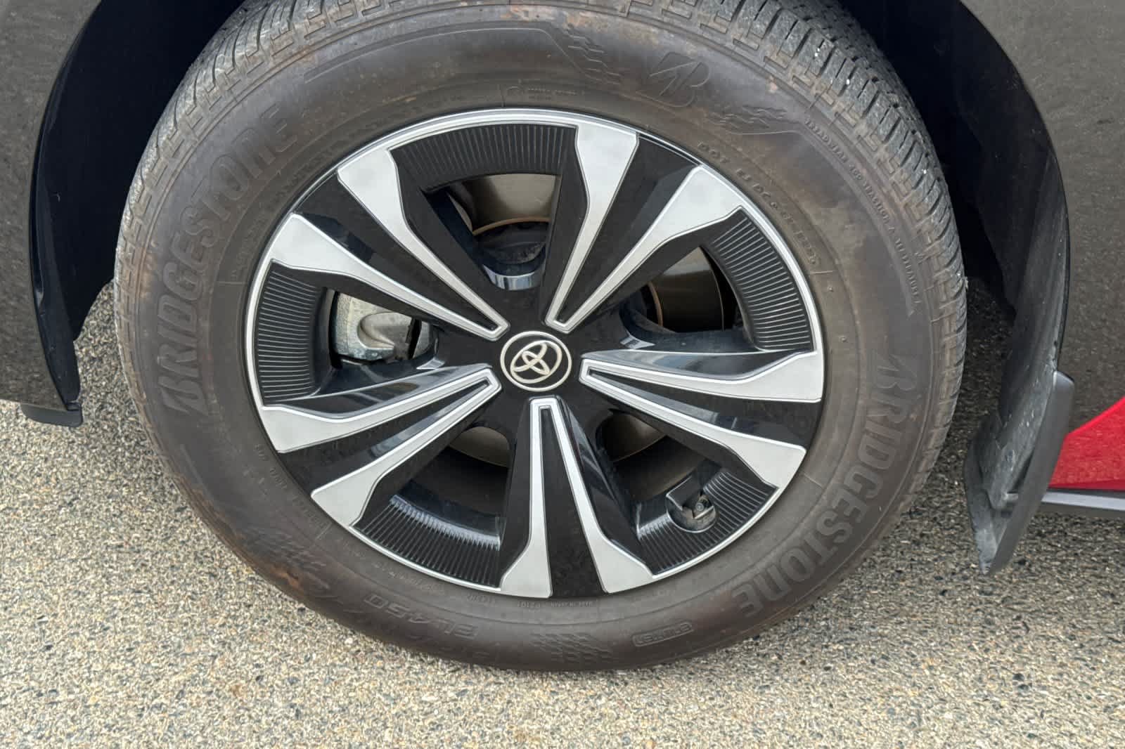 Used 2023 Toyota bZ4X FWD image 18