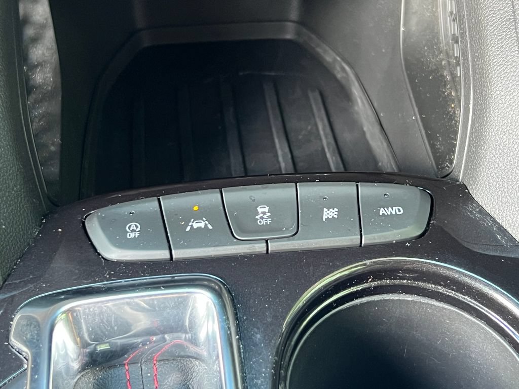 Used 2023 Chevrolet TrailBlazer RS w/ Sun and Liftgate Package AWD/4WD image 32