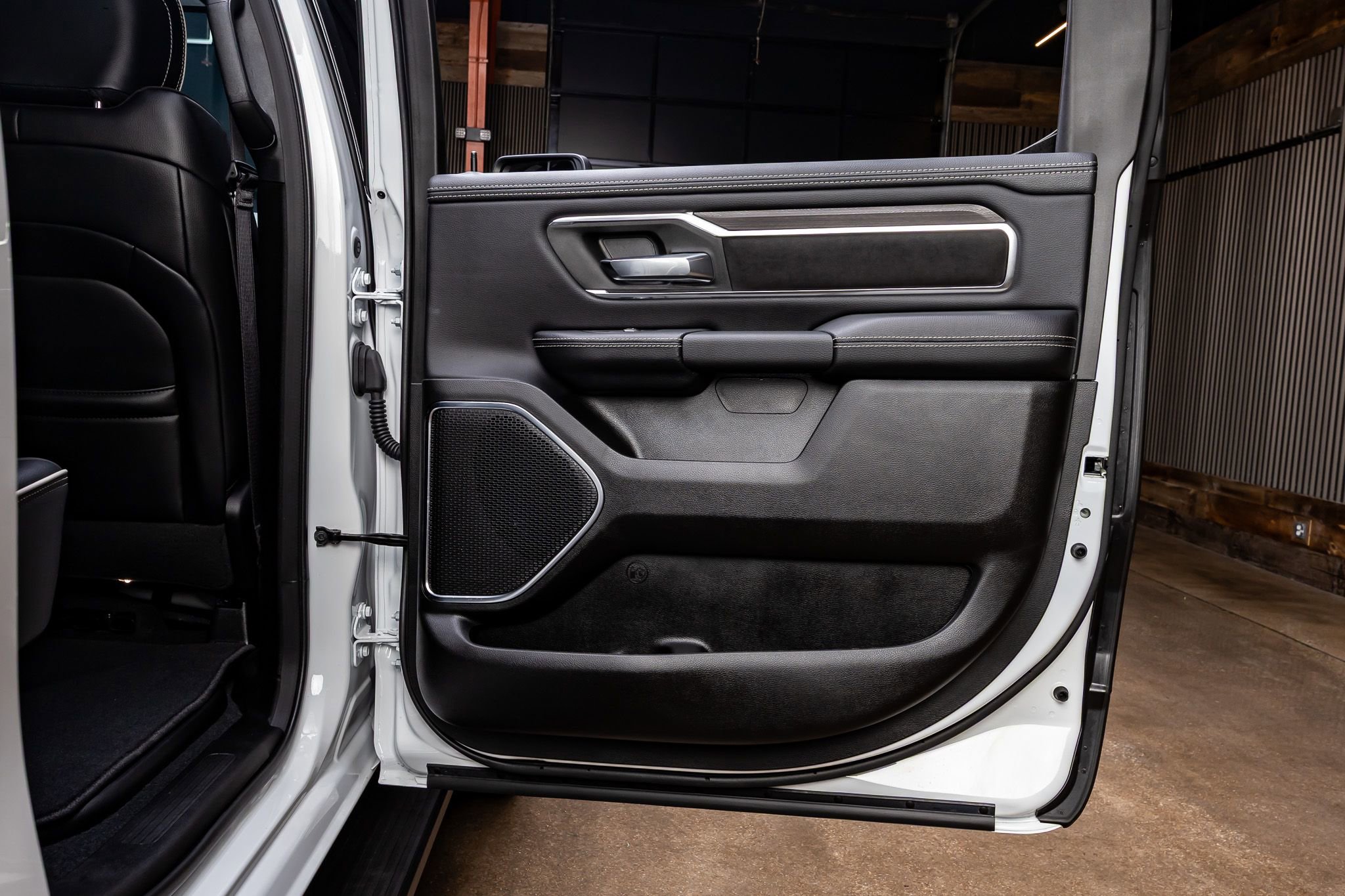Used 2026 RAM 1500 Laramie w/ Night Edition AWD/4WD image 40