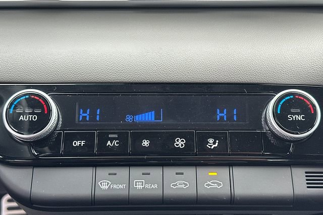 New 2026 Hyundai Elantra Sport image 19