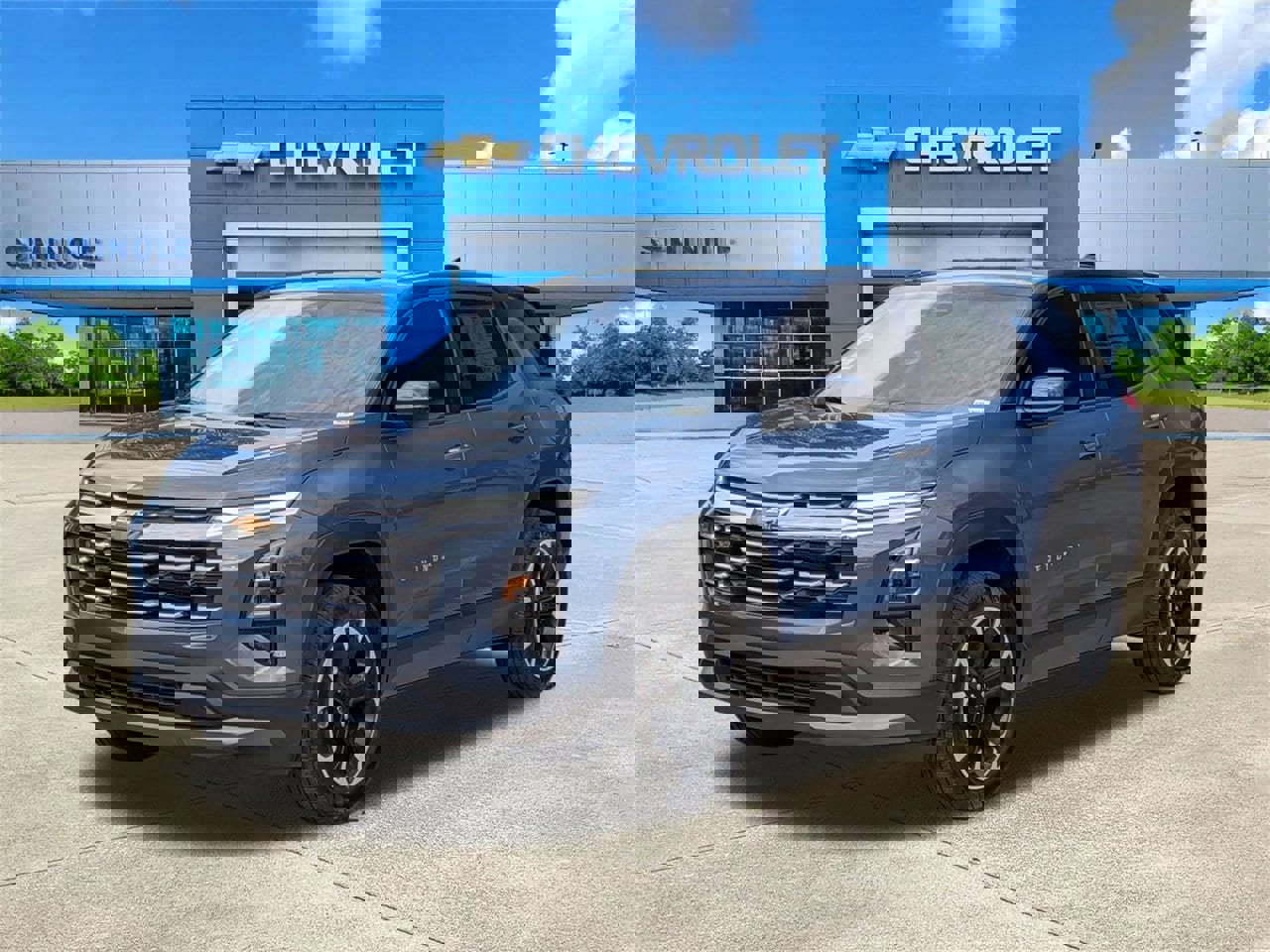 New 2026 Chevrolet Equinox LT image 2