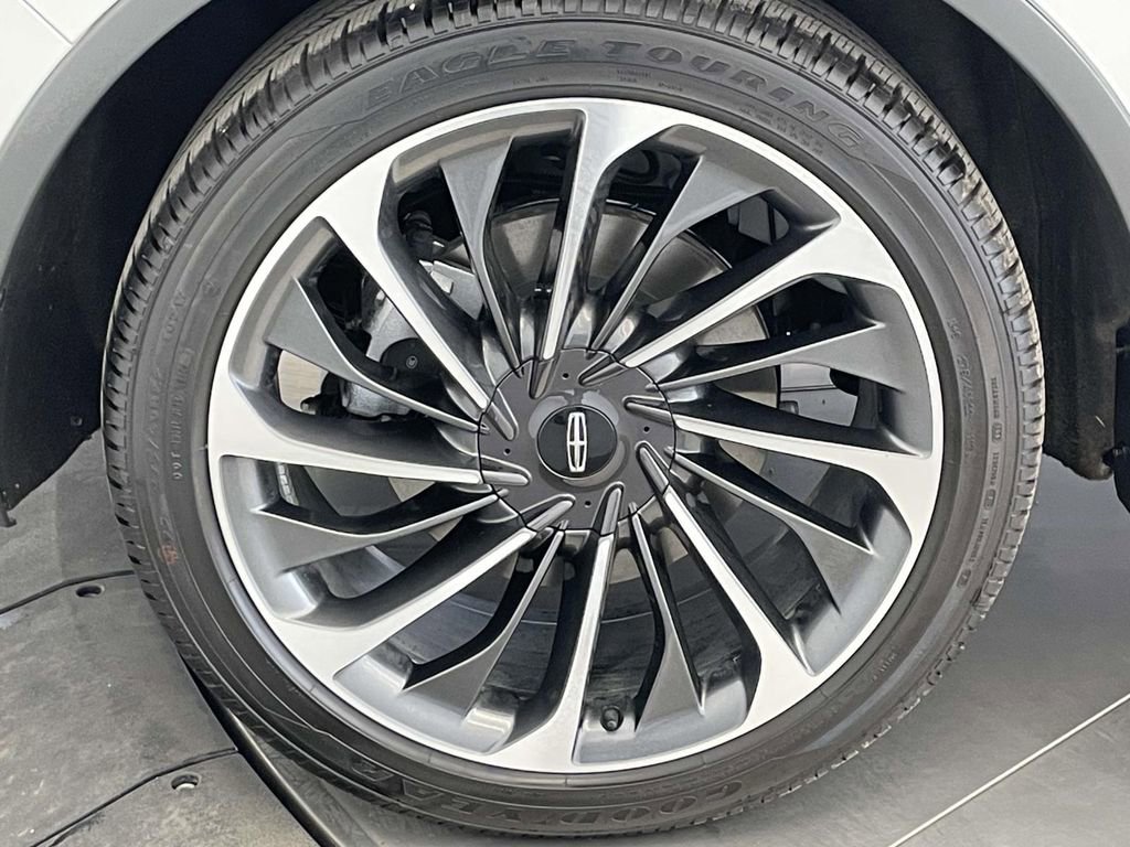 Used 2026 Lincoln Aviator Reserve image 13