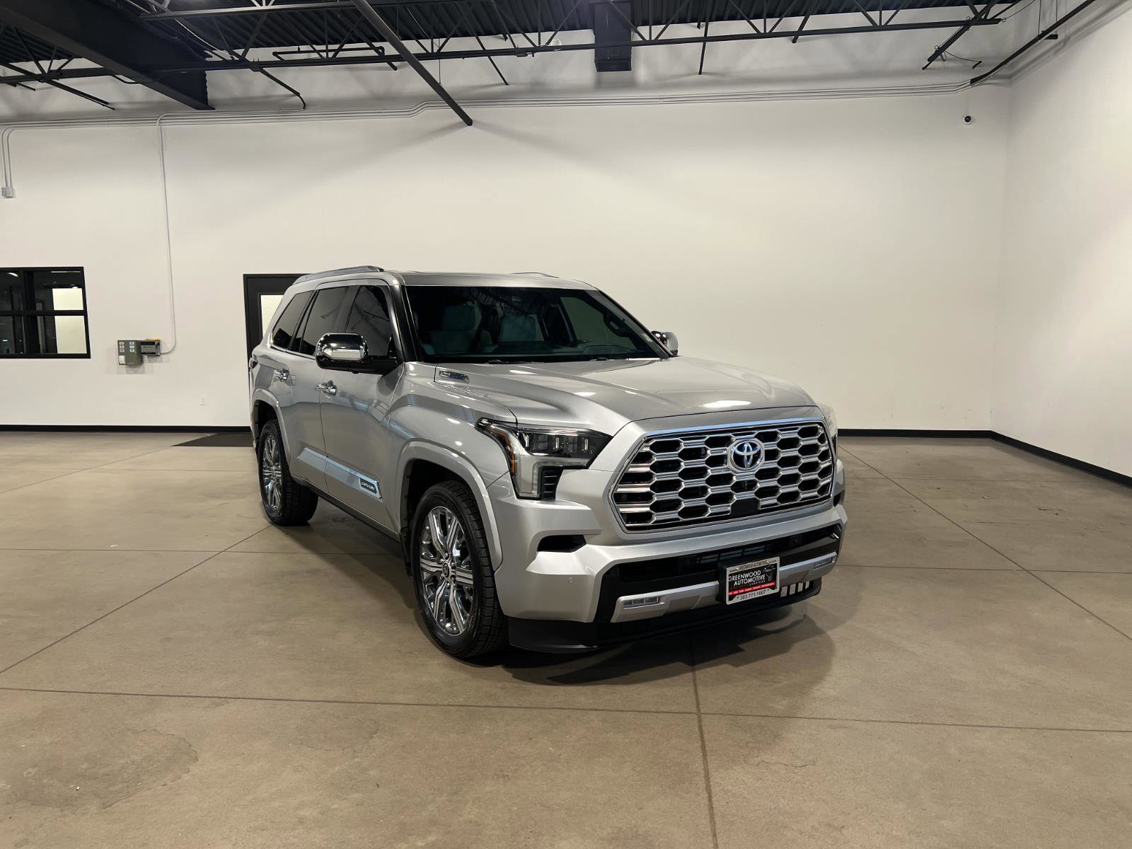 Used 2024 Toyota Sequoia Capstone image 1
