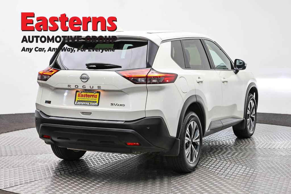 Used 2023 Nissan Rogue SV AWD/4WD image 5