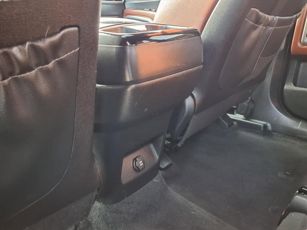 Used 2023 Kia Telluride EX w/ EX Captain's Chair Package image 26