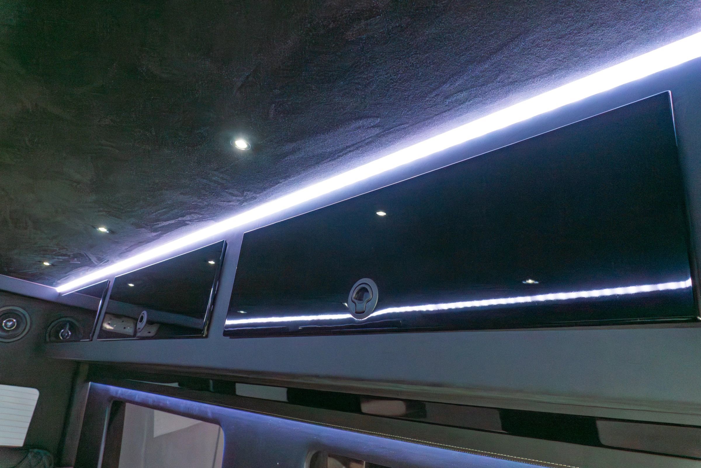 Used 2021 Mercedes-Benz Sprinter 2500 image 13