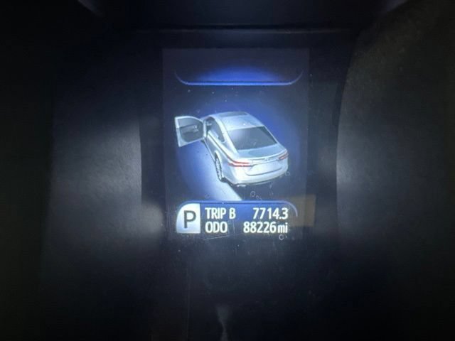 Used 2015 Toyota Avalon XLE FWD image 14