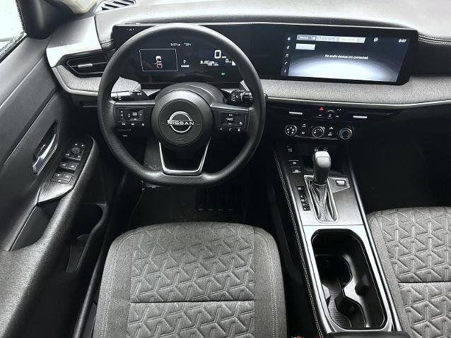 Certified 2025 Nissan Kicks SV image 14