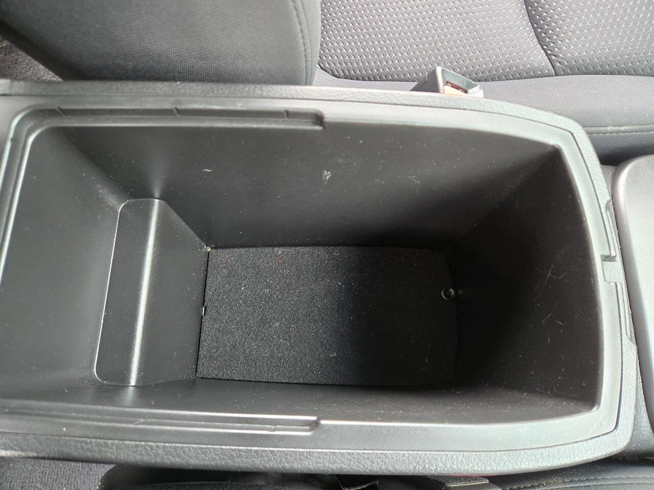Used 2011 Kia Sorento LX w/ Convenience Pkg image 42