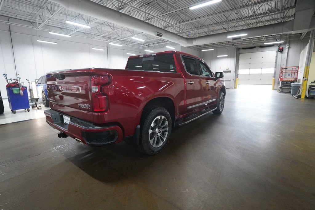 Certified 2023 Chevrolet Silverado 1500 High Country w/ Technology Package AWD/4WD image 34