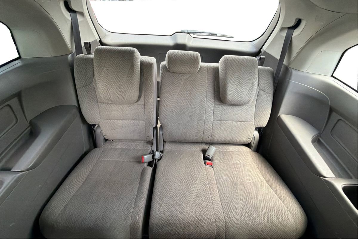 Used 2015 Honda Odyssey EX image 37