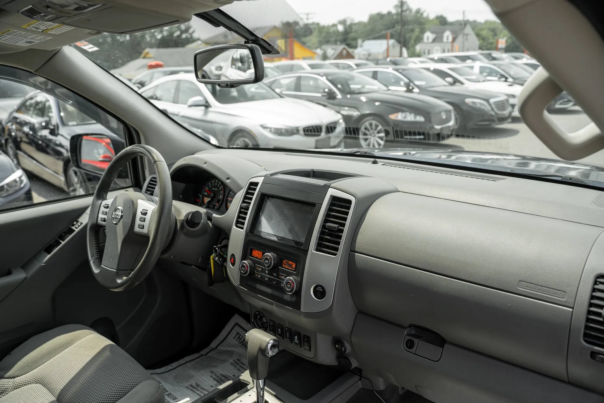 Used 2019 Nissan Frontier SV w/ Value Truck Package AWD/4WD image 12