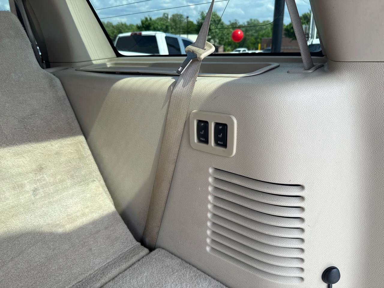 Used 2007 Lincoln Navigator 4WD image 10