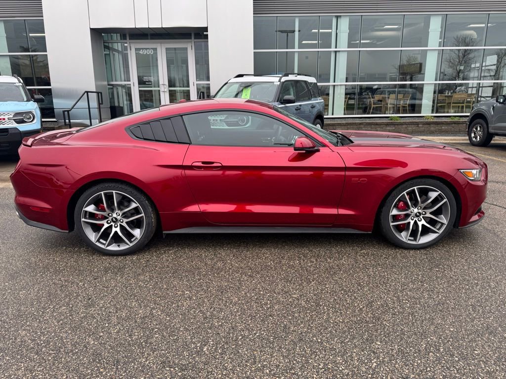 Used 2016 Ford Mustang GT Premium w/ Equipment Group 401A RWD image 31
