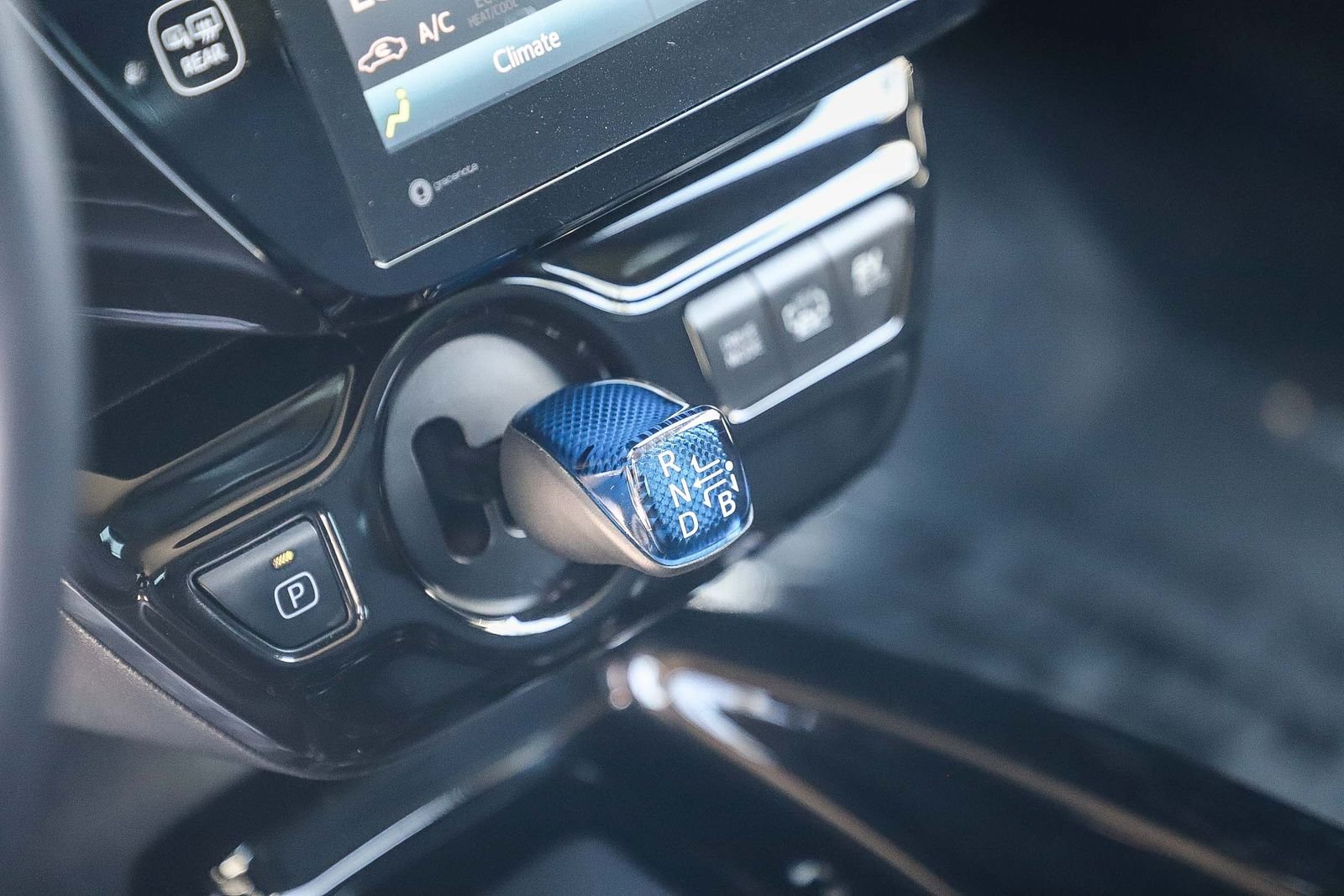 Used 2019 Toyota Prius Prime Premium FWD image 18