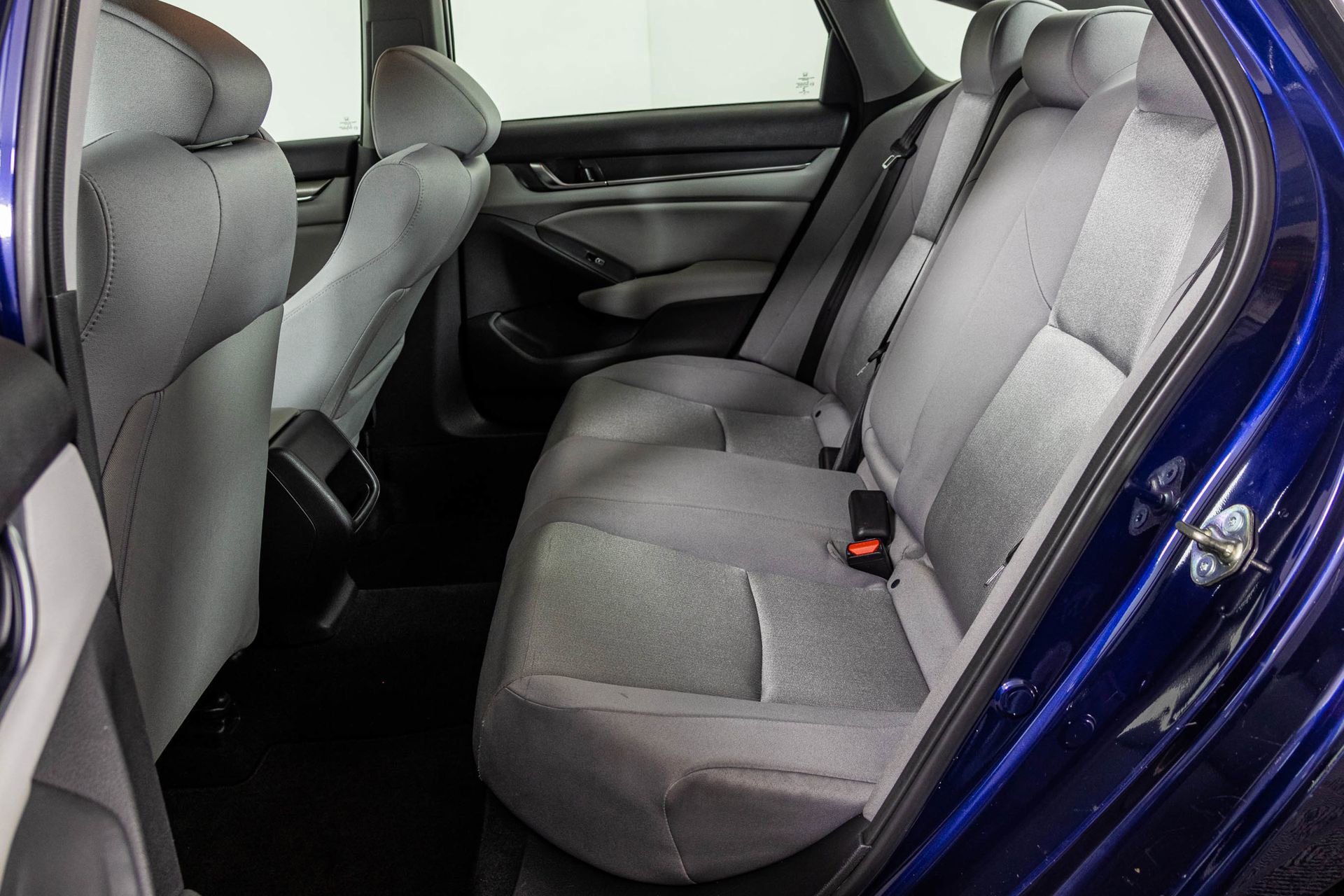 Used 2018 Honda Accord LX image 35