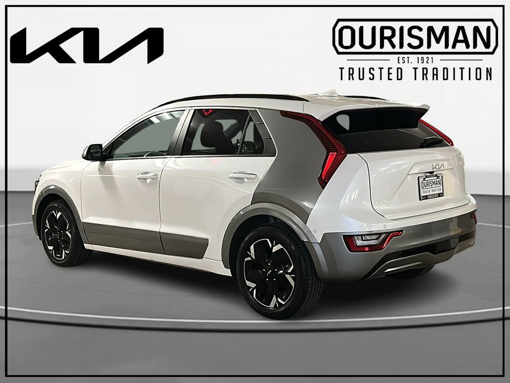 Certified 2023 Kia Niro Wave w/ Wave Preserve Package FWD image 3