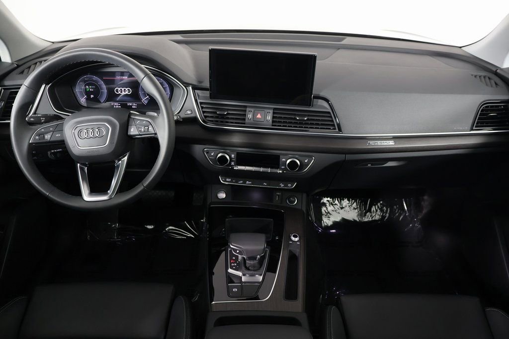 Used 2024 Audi Q5 e Premium image 8