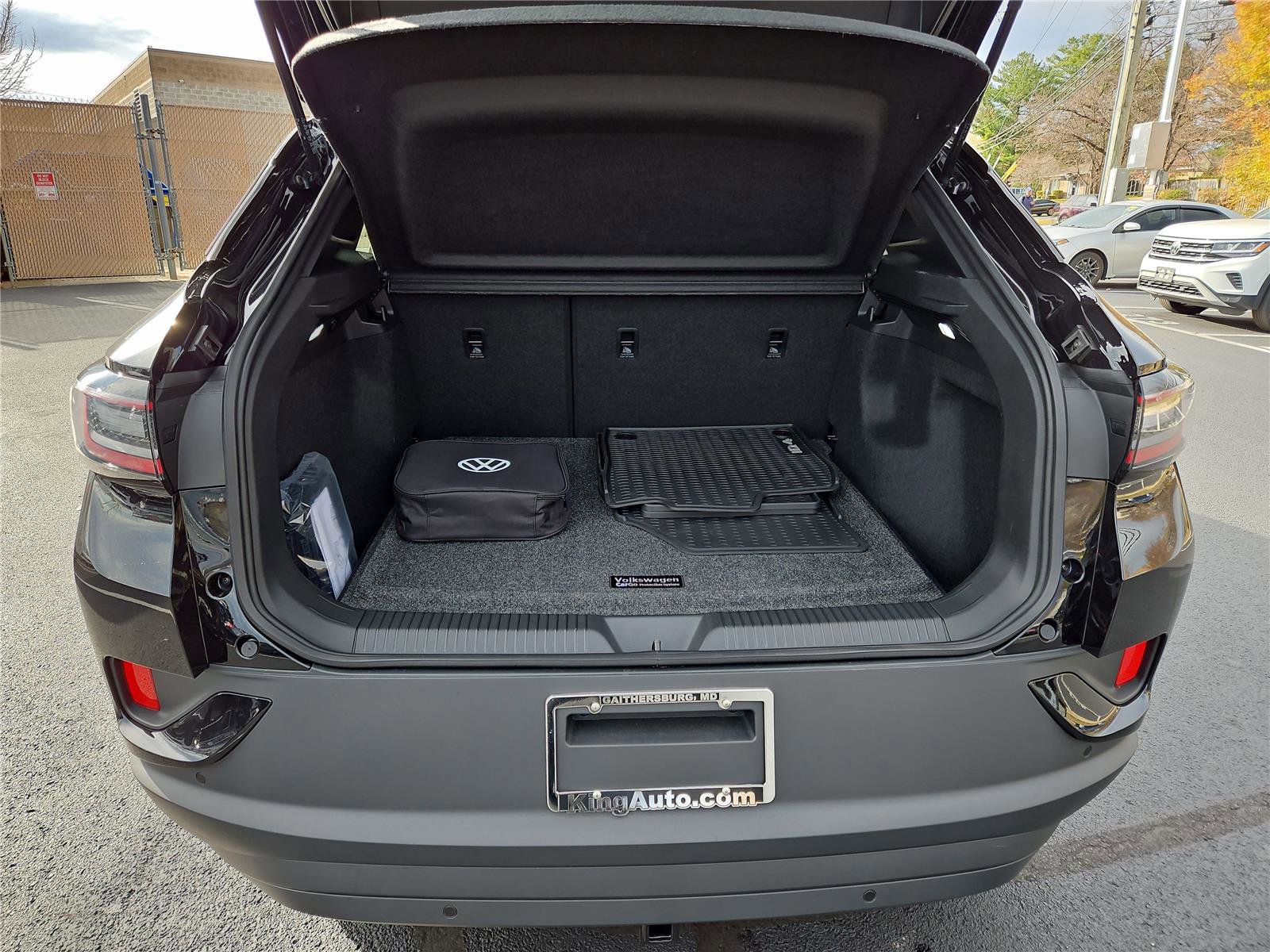 New 2025 Volkswagen ID.4 Pro image 5