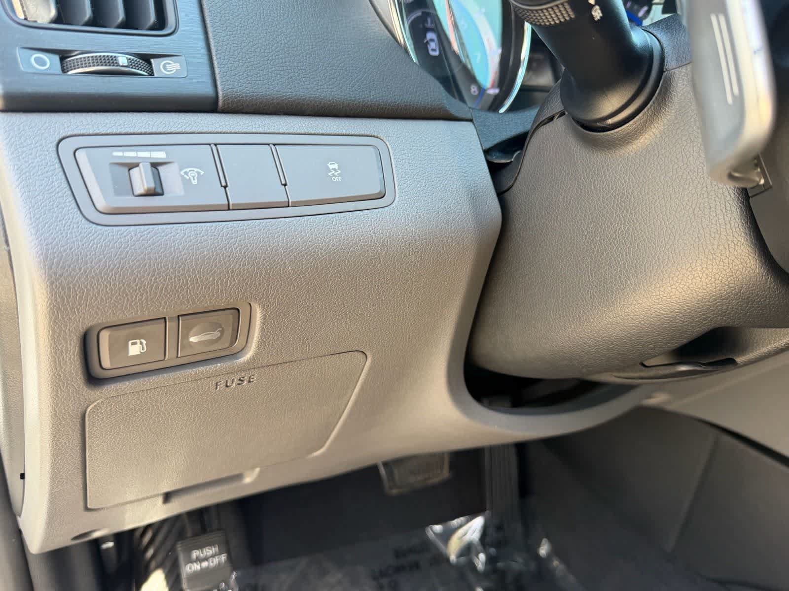 Used 2011 Hyundai Sonata SE FWD image 22