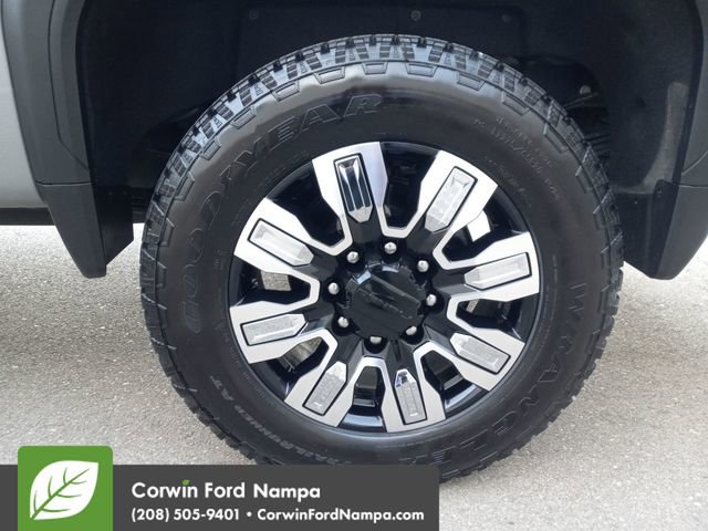 Used 2025 GMC Sierra 3500 Denali w/ Denali Reserve Package AWD/4WD image 32