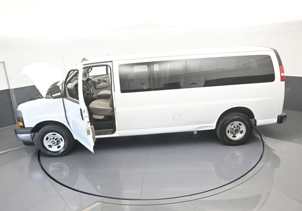 Used 2020 GMC Savana 3500 LT w/ LT Preferred Equipment Group image 60