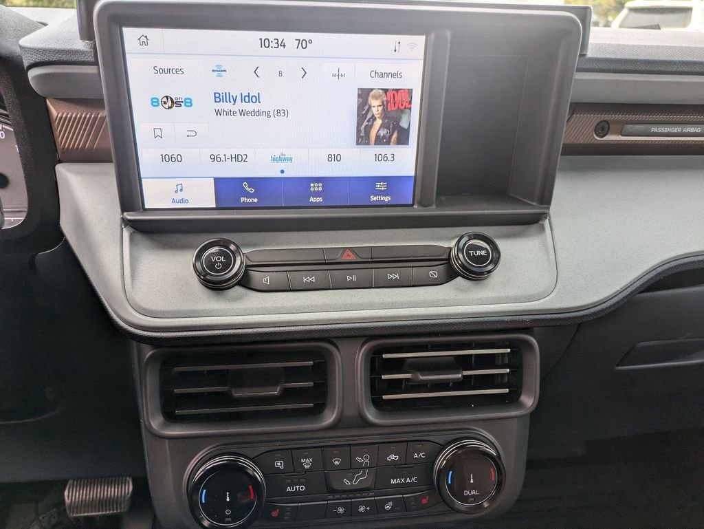 Used 2022 Ford Maverick Lariat w/ Lariat Luxury Package image 16