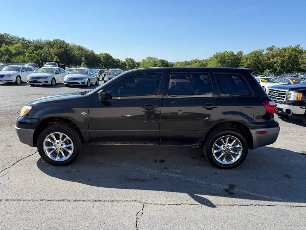 Used 2005 Mitsubishi Outlander LS
